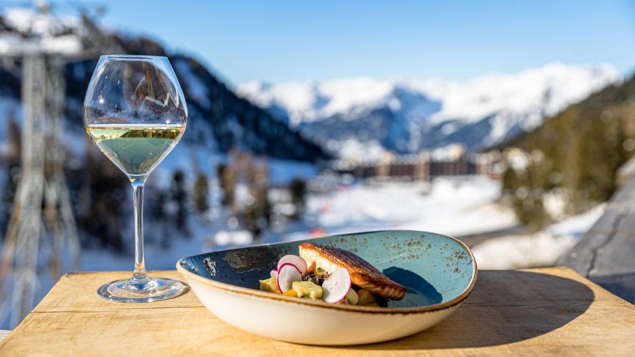 Hotel Carlina By Les Etincelles La Plagne Εξωτερικό φωτογραφία